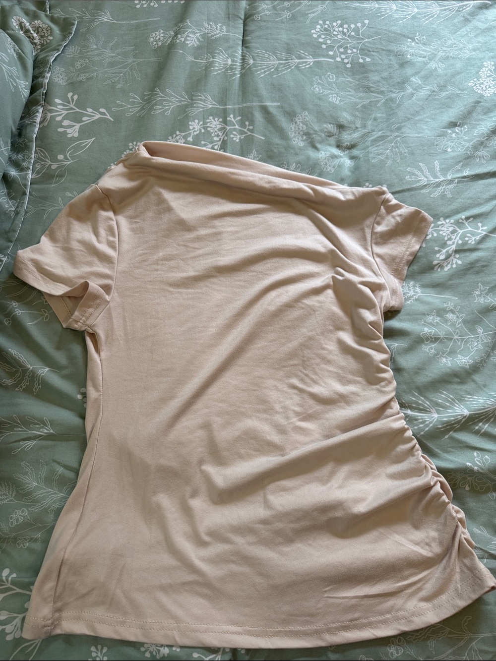 Women’s of the shoulder Short Sleeve Ruched Side Tee - Cream